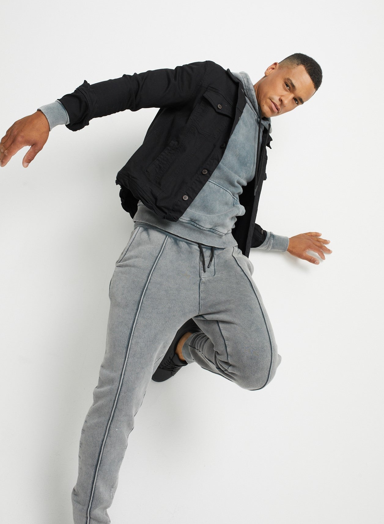 Grey Fleece Acid Wash Jogger – Stone Rose