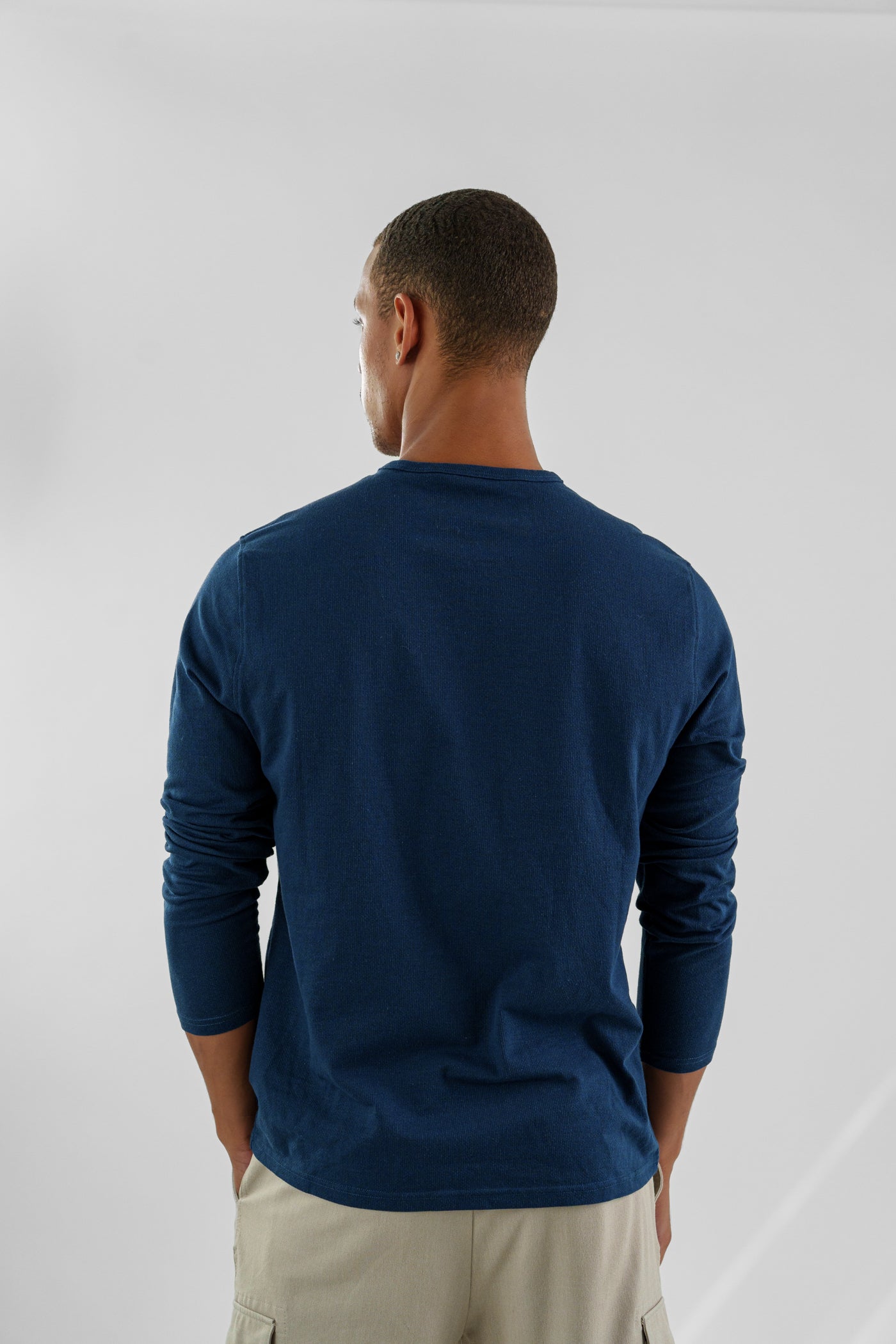 TRAILBLAZER - Navy Solid 3 Buttons Henley