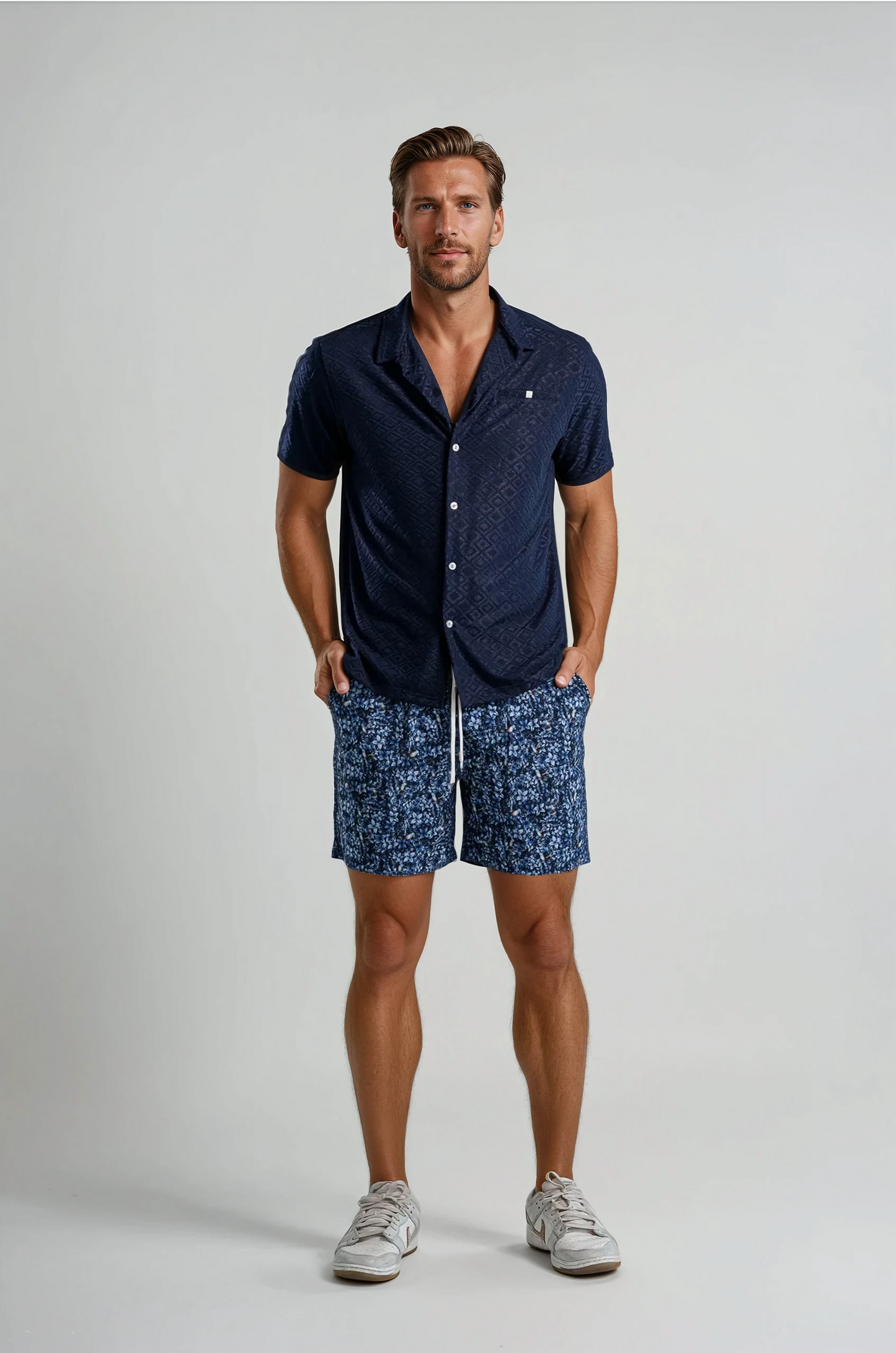 HELIOS - Flight & Flora