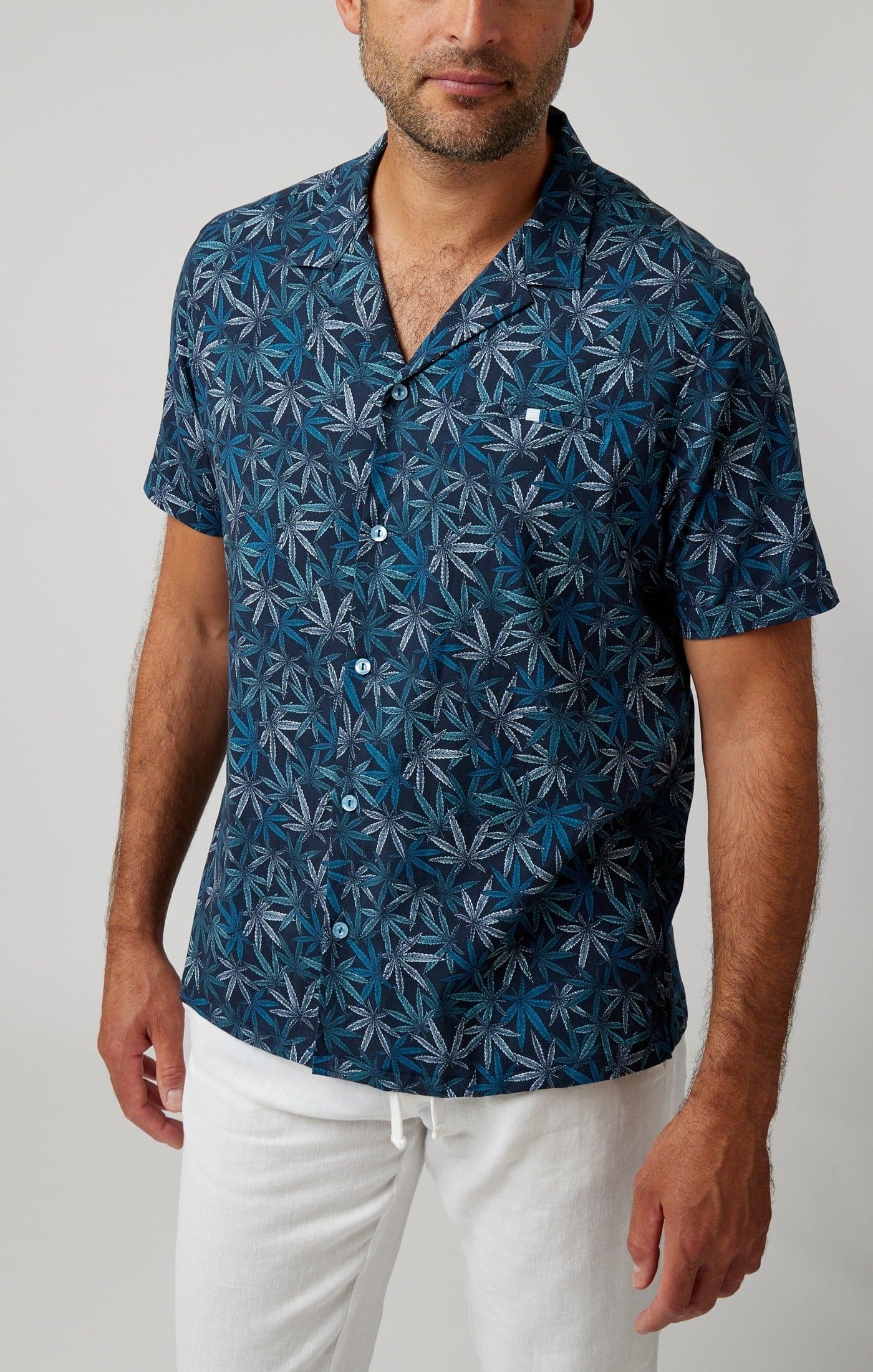 Navy Leaves Short Sleeve Resort Shirt – Men's Printed Casual Shirt Navy Leaves Short Sleeve Resort Shirt – Men's Printed Casual Shirt