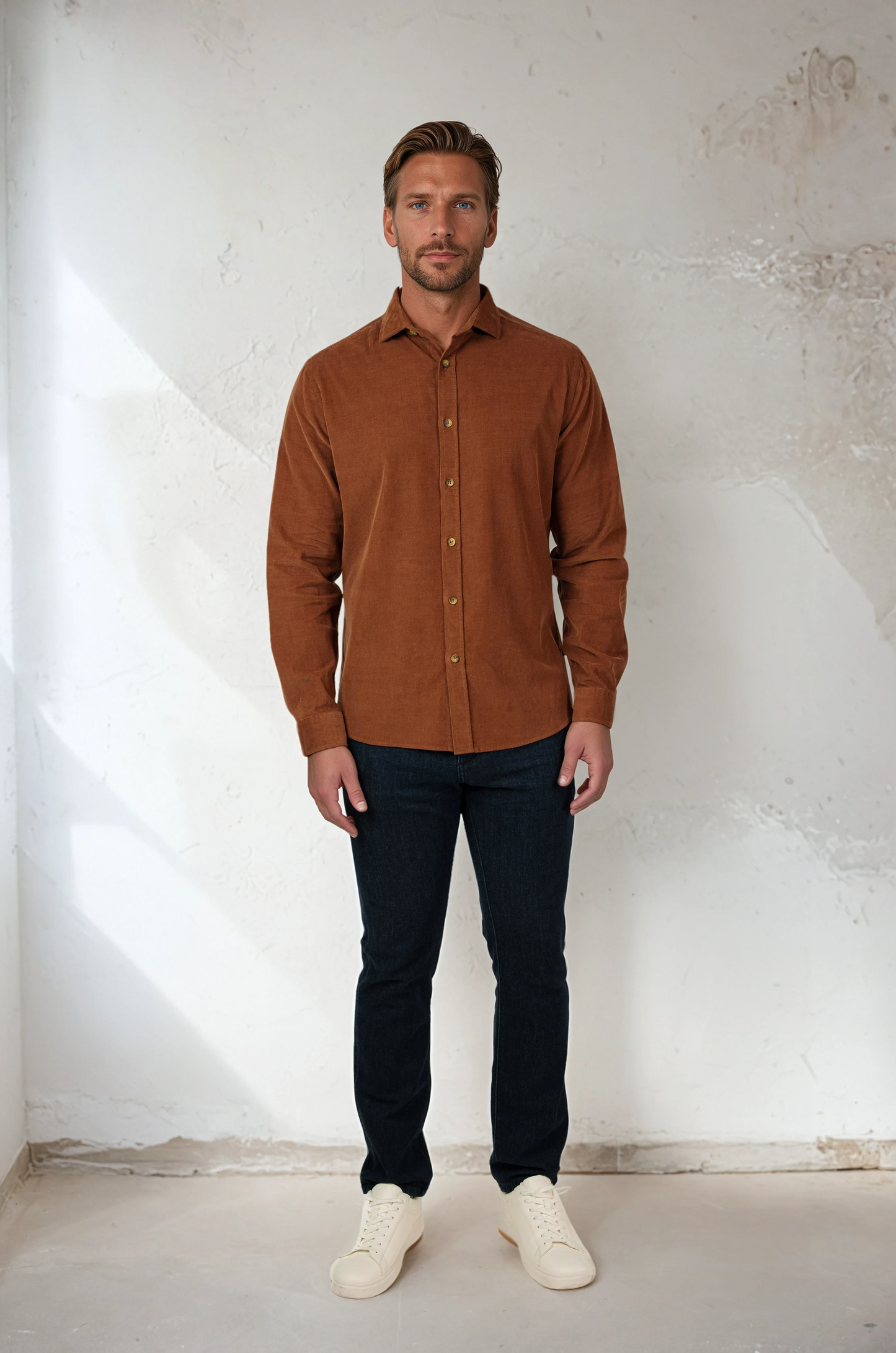 TRAVERSE - Medium Brown Corduroy Shirt