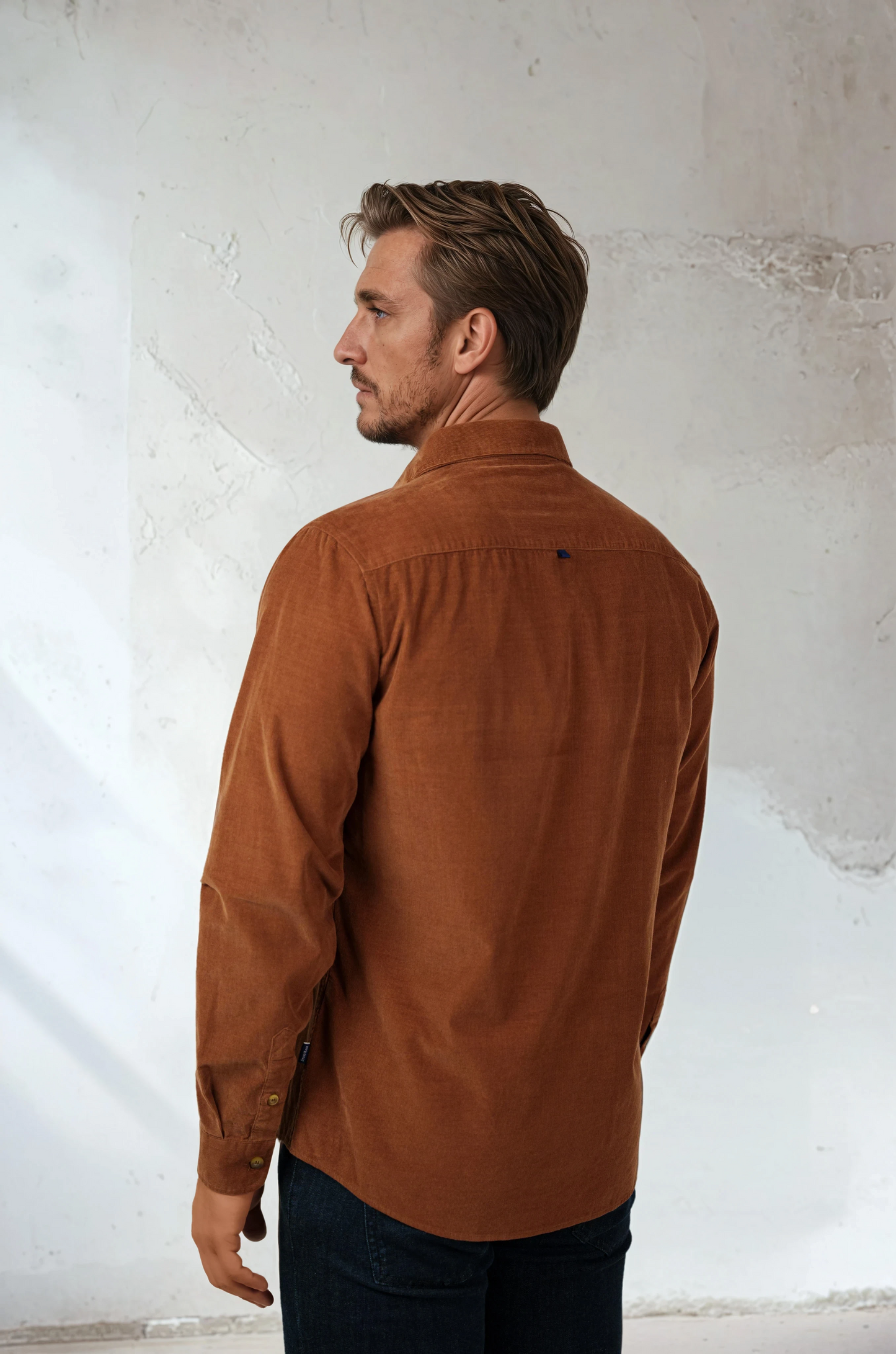 TRAVERSE - Medium Brown Corduroy Shirt