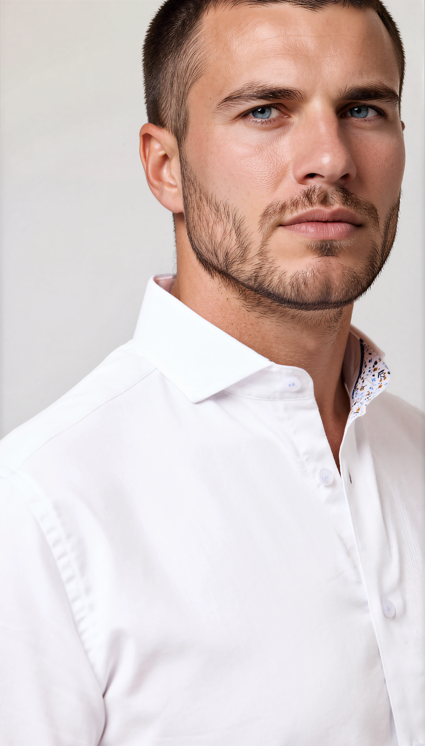 MONARCH - White Edge Short Sleeve Shirt