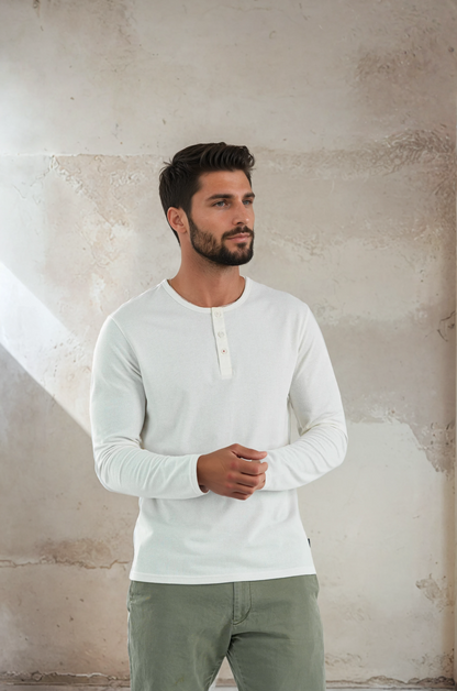 TRAILBLAZER - White Solid 3 Buttons Henley