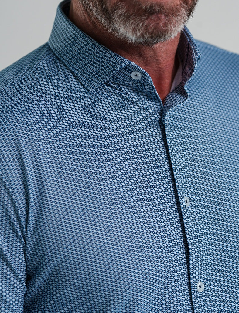 APEX - Dark Navy Clasp Geometric Shirt