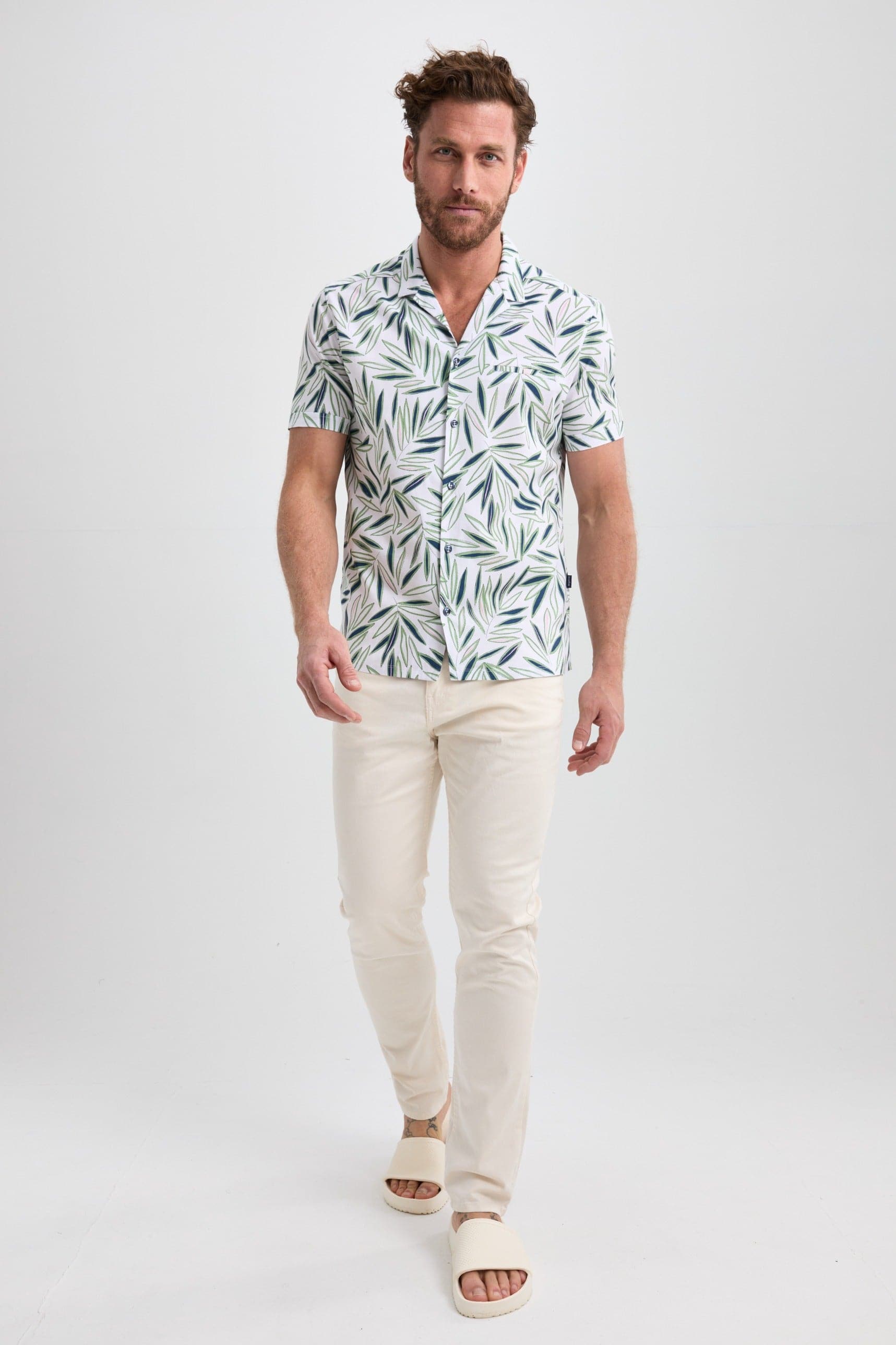 Green Leaf Resort Short Sleeve Shirt